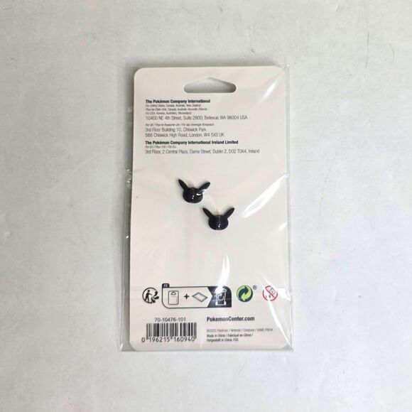 Pokémon Center Pikachu & Charizard Pokemon Pin - NEW SEALED - Picture 3 of 4